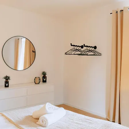 Appartement Marktplatz-flair Mit Dachterrasse Im Zentrum *